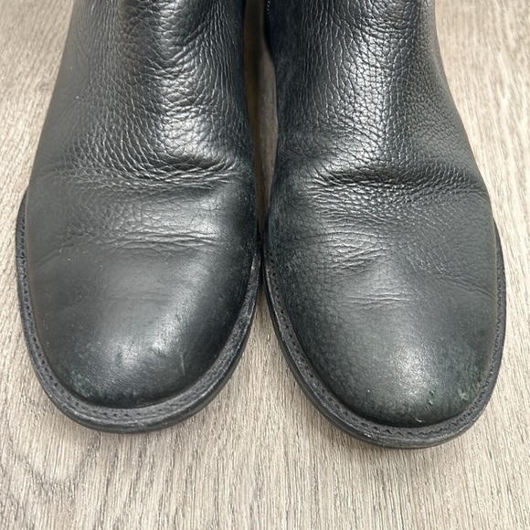 Tory Burch Julian Black Pebble Leather with Gold Emblem Tall Riding Boots Size 7 - Picture 5 of 16